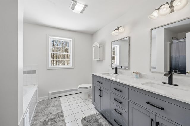 58 Orcutt Drive, Chester, NH 03036