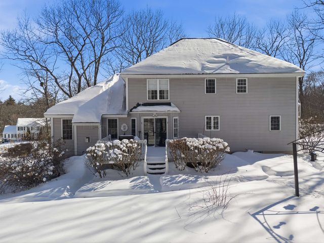 58 Orcutt Drive, Chester, NH 03036