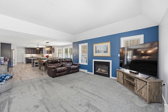 58 Orcutt Drive, Chester, NH 03036