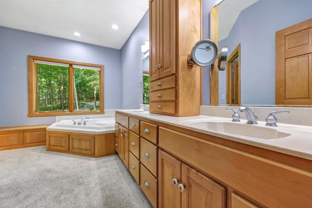 3240 CRYSTAL CREEK COURT, Suamico, WI 54313