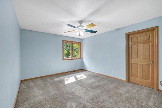 3240 CRYSTAL CREEK COURT, Suamico, WI 54313