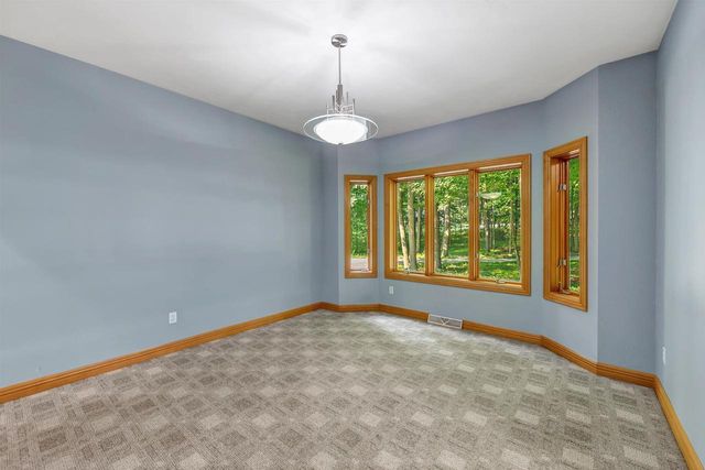 3240 CRYSTAL CREEK COURT, Suamico, WI 54313
