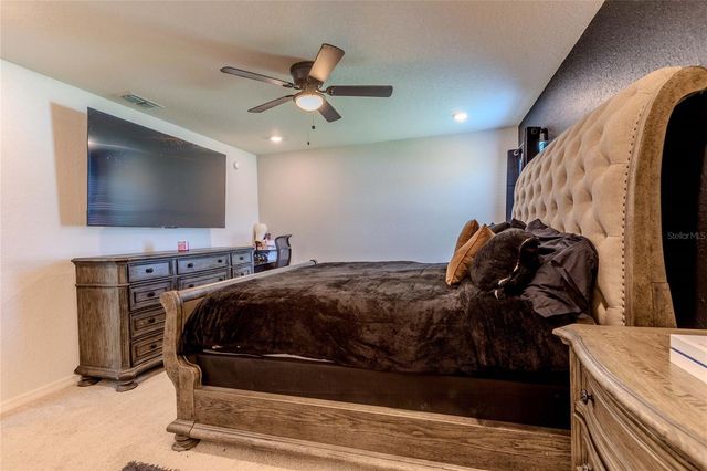 6896 PEBBLEBROOKE WAY, Zephyrhills, FL 33541