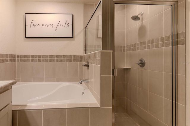 6896 PEBBLEBROOKE WAY, Zephyrhills, FL 33541