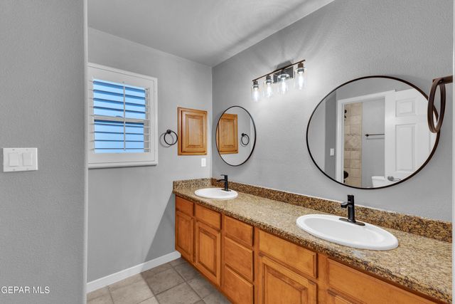 3744 TIERRA AURORA Drive, El Paso, TX 79938