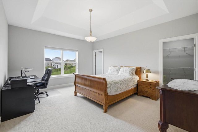 2046 Omaha DRIVE, Grafton, WI 53024