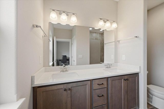 2046 Omaha DRIVE, Grafton, WI 53024