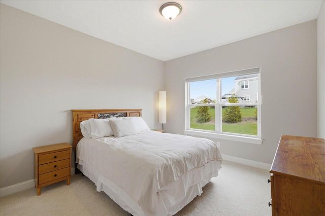 2046 Omaha DRIVE, Grafton, WI 53024