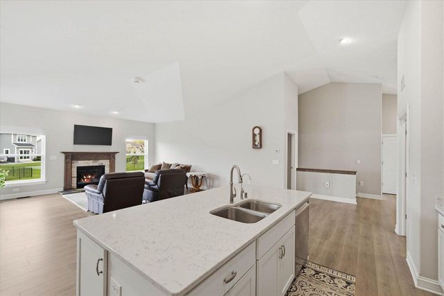 2046 Omaha DRIVE, Grafton, WI 53024