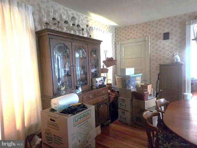28 S GRANT ST, Waynesboro, PA 17268