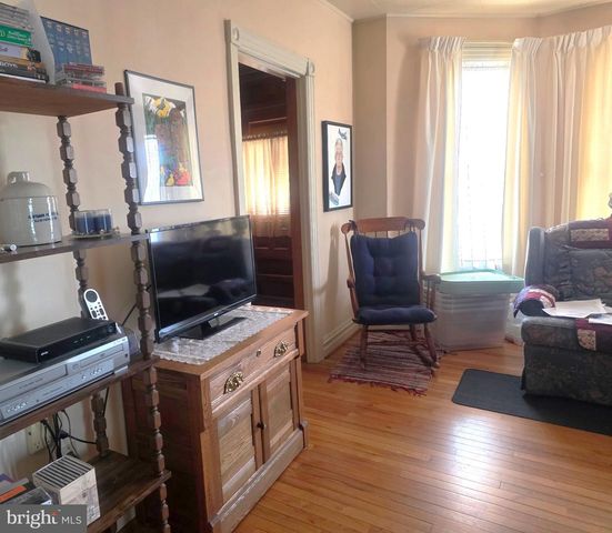 28 S GRANT ST, Waynesboro, PA 17268