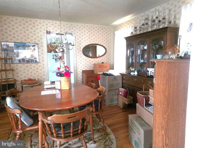 28 S GRANT ST, Waynesboro, PA 17268