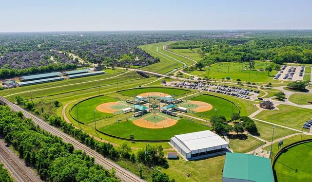 10602 Harvest Oak Court, Missouri City, TX 77459