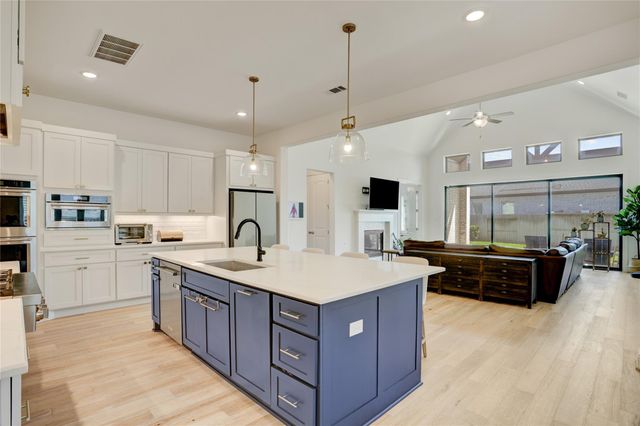 10602 Harvest Oak Court, Missouri City, TX 77459