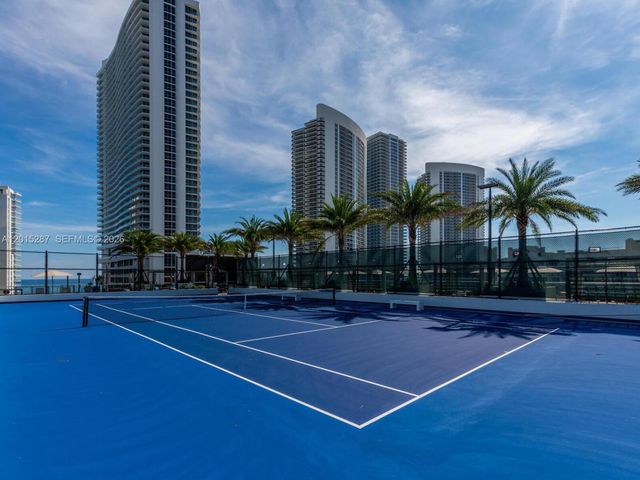 4010 S Ocean Dr R2004, Hollywood, FL 33019