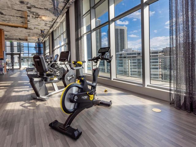 4010 S Ocean Dr R2004, Hollywood, FL 33019