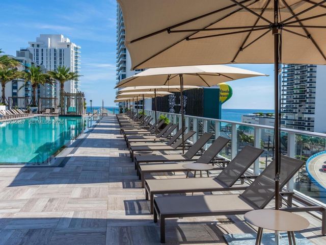 4010 S Ocean Dr R2004, Hollywood, FL 33019