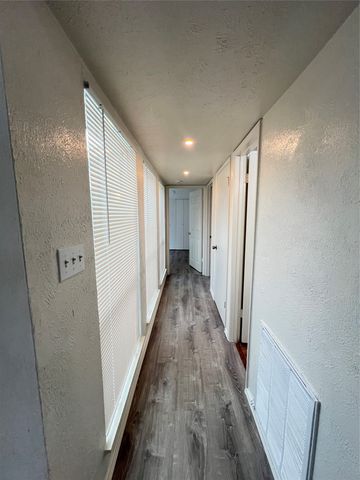 4604 Nervin Street, The Colony, TX 75056