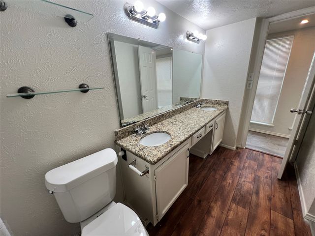 4604 Nervin Street, The Colony, TX 75056