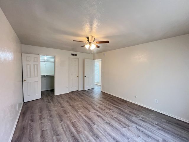 4604 Nervin Street, The Colony, TX 75056