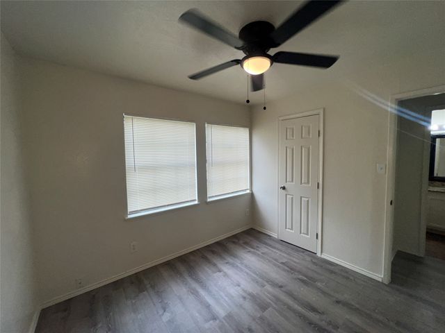 4604 Nervin Street, The Colony, TX 75056