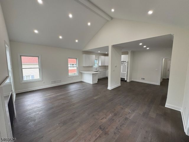 46 Kearney St, Dover Town, NJ 07801