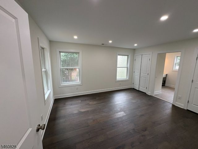 46 Kearney St, Dover Town, NJ 07801