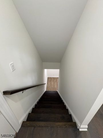 46 Kearney St, Dover Town, NJ 07801