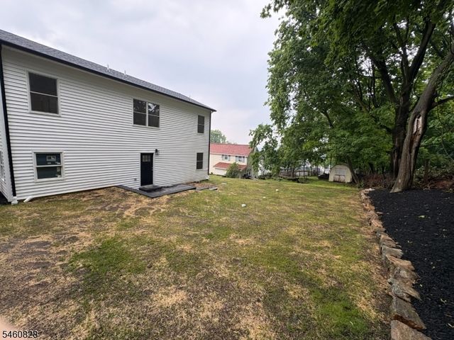 46 Kearney St, Dover Town, NJ 07801