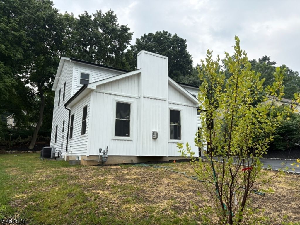 46 Kearney St, Dover Town, NJ 07801 — photo 4
