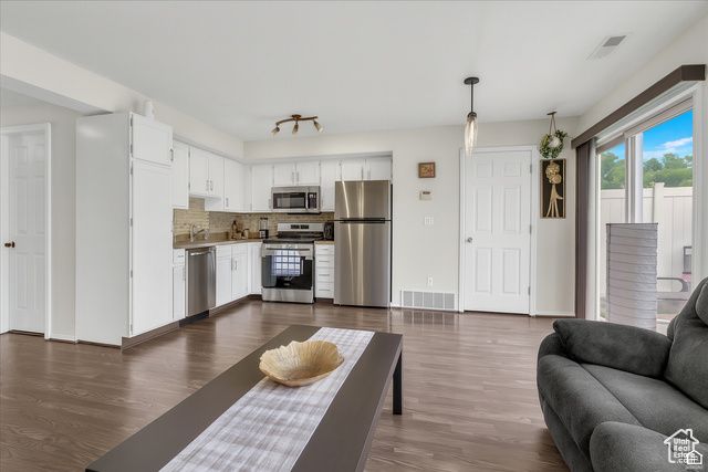 4728 W MONA LN, West Jordan, UT 84084