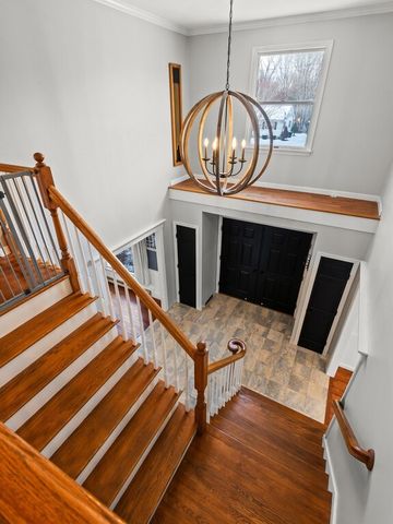 36 Lyons Rd, Dudley, MA 01571