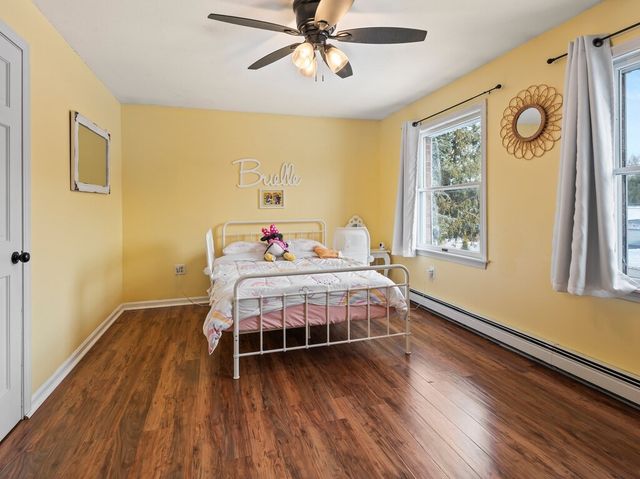 36 Lyons Rd, Dudley, MA 01571