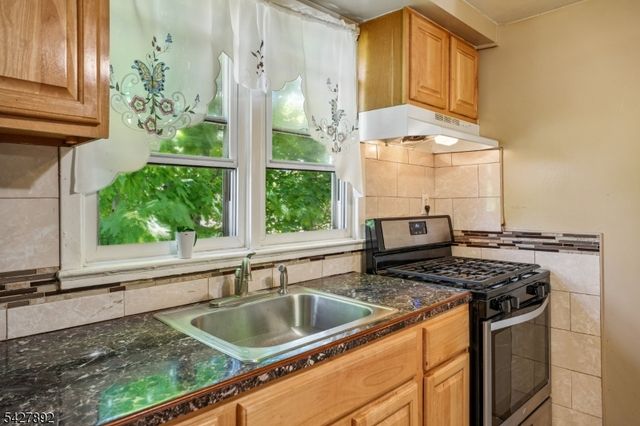 504 Glebe St, City Of Orange Twp., NJ 07050