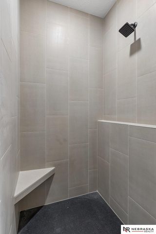 10905 N 160 Street, Bennington, NE 68007