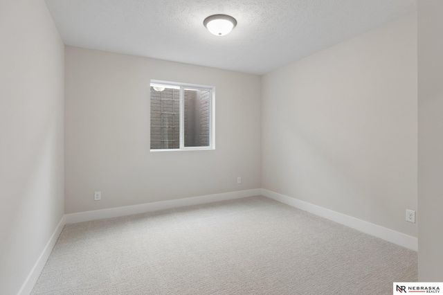10905 N 160 Street, Bennington, NE 68007