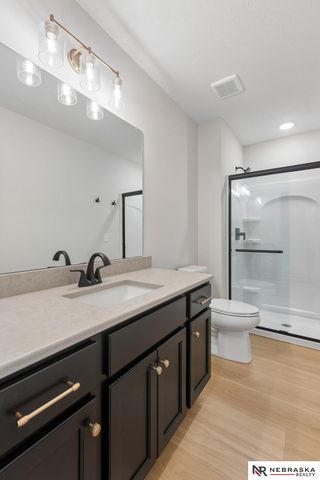 10905 N 160 Street, Bennington, NE 68007