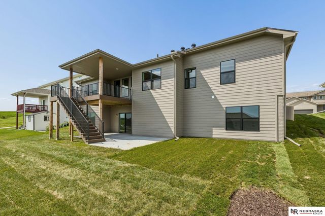 10905 N 160 Street, Bennington, NE 68007
