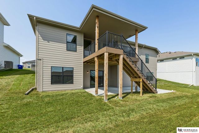 10905 N 160 Street, Bennington, NE 68007