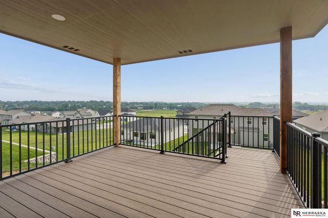 10905 N 160 Street, Bennington, NE 68007