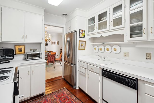 39 N Adgers Wharf, Charleston, SC 29401