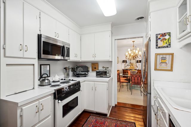 39 N Adgers Wharf, Charleston, SC 29401