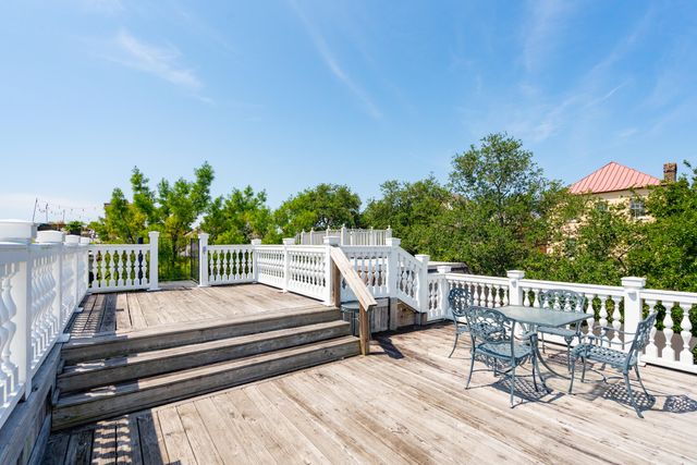 39 N Adgers Wharf, Charleston, SC 29401