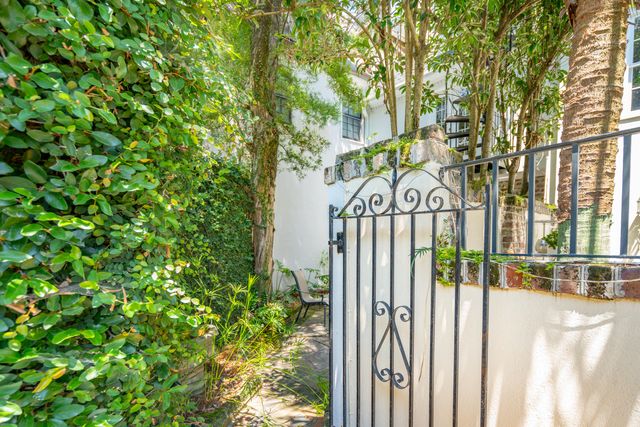 39 N Adgers Wharf, Charleston, SC 29401