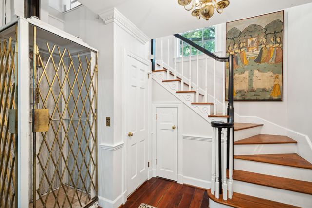 39 N Adgers Wharf, Charleston, SC 29401