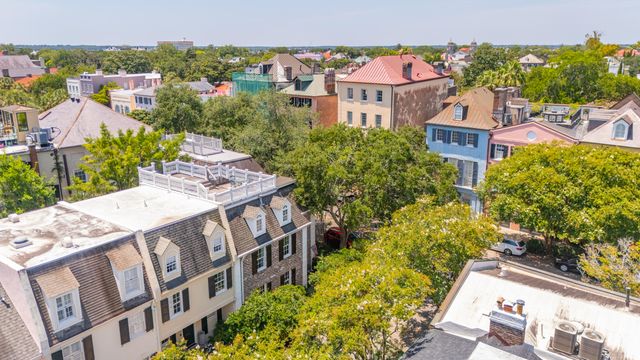 39 N Adgers Wharf, Charleston, SC 29401