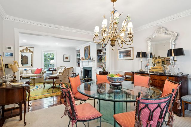 39 N Adgers Wharf, Charleston, SC 29401