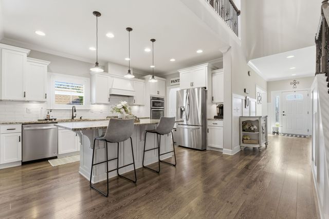 127 Waters Hill Cir, Lebanon, TN 37087
