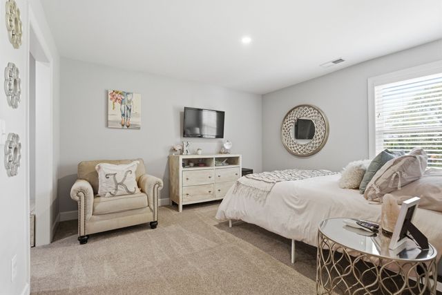 127 Waters Hill Cir, Lebanon, TN 37087