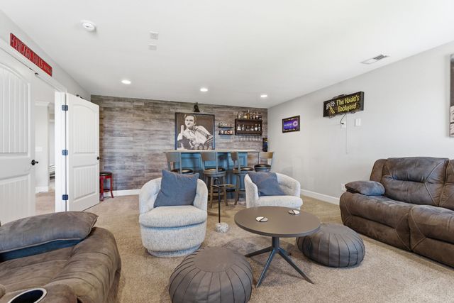 127 Waters Hill Cir, Lebanon, TN 37087
